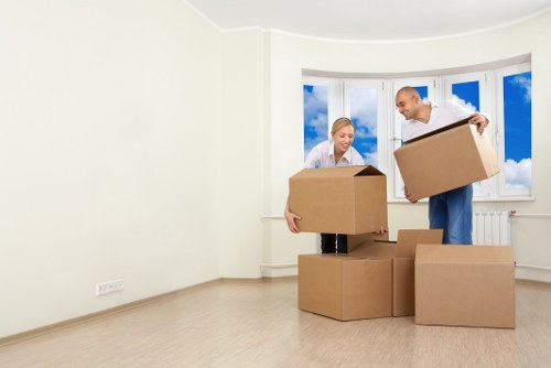 Local removal van service supporting home and business moves around Westminster