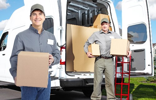 Careful transport of boxes and furniture in Westminster