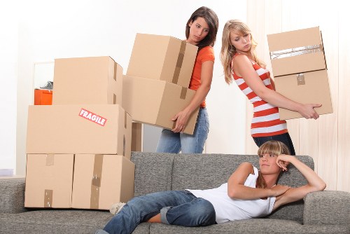 House removal service for Westminster flats and townhouses with careful loading